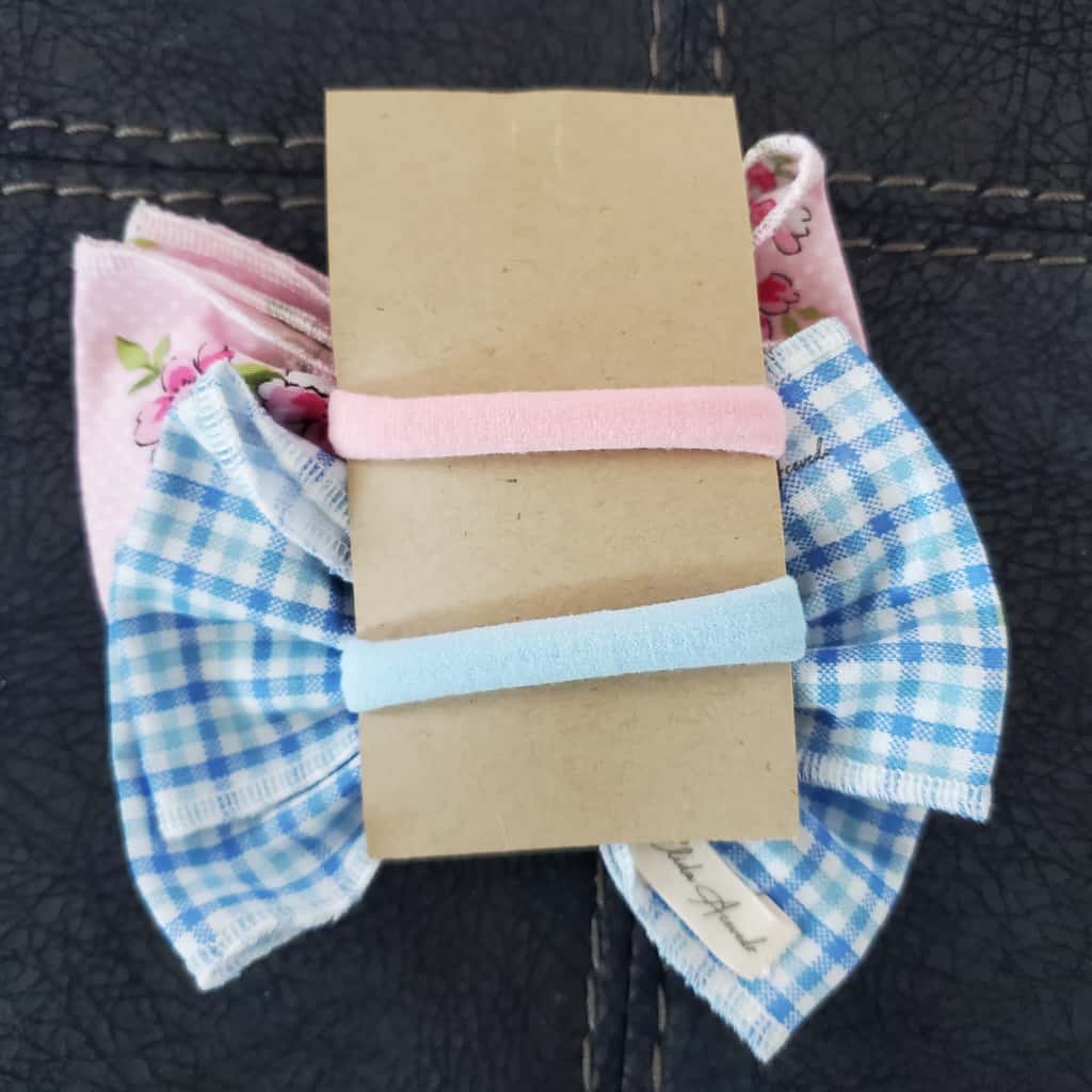 Par lazos tipo moneras