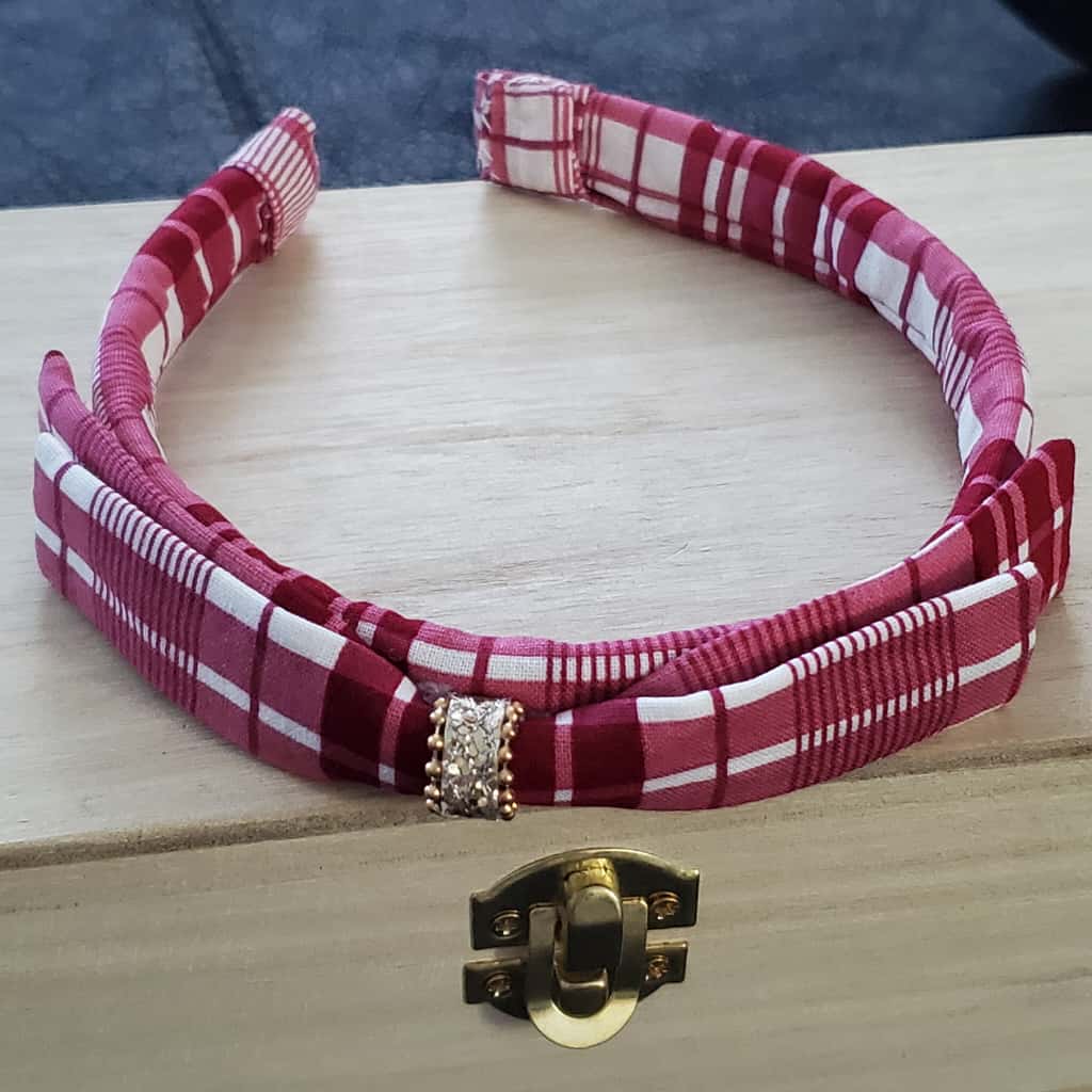 diadema cintillo en tela y piedras